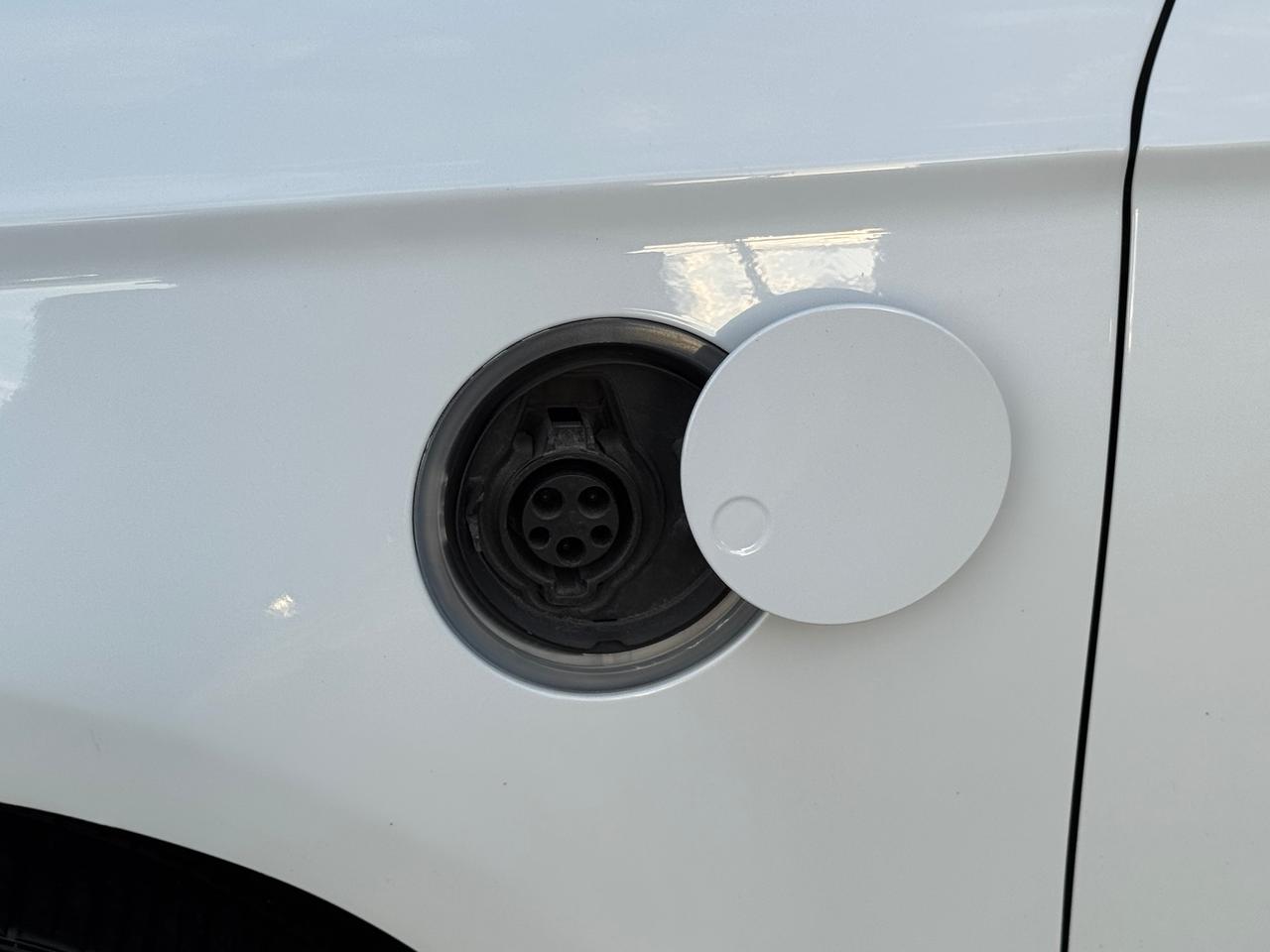 2018 Ford Fusion Energi SE ENERGI+Leather+ApplePlay+CLEAN CARFAX Photo