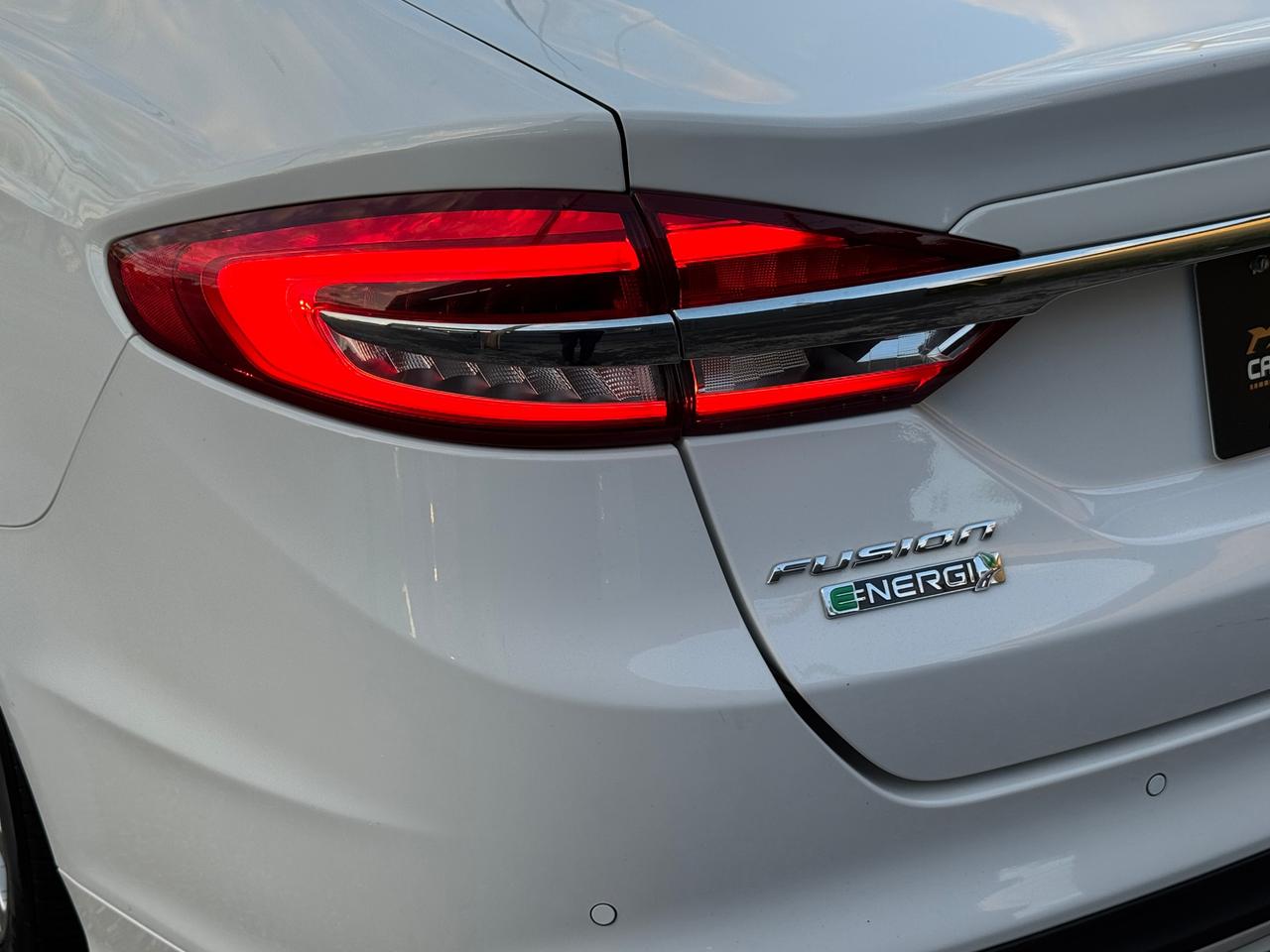 2018 Ford Fusion Energi SE ENERGI+Leather+ApplePlay+CLEAN CARFAX Photo