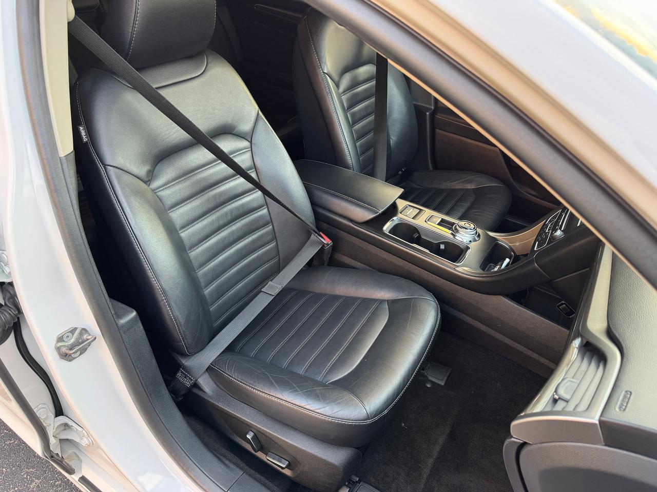 2018 Ford Fusion Energi SE ENERGI+Leather+ApplePlay+CLEAN CARFAX Photo