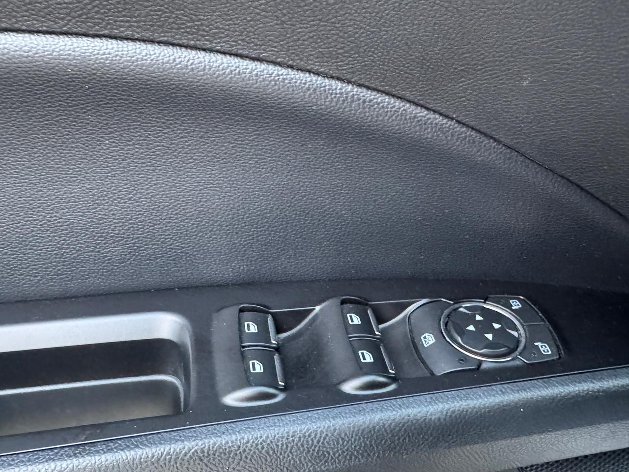 2018 Ford Fusion Energi SE ENERGI+Leather+ApplePlay+CLEAN CARFAX Photo