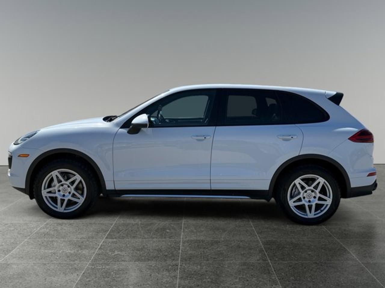 2018 Porsche Cayenne S Photo