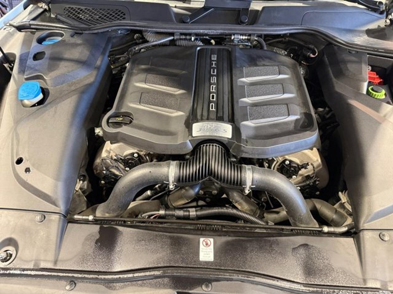 2018 Porsche Cayenne S Photo