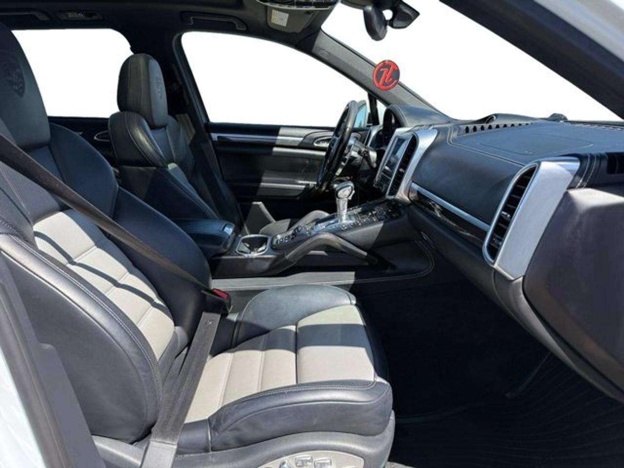 2018 Porsche Cayenne S Photo