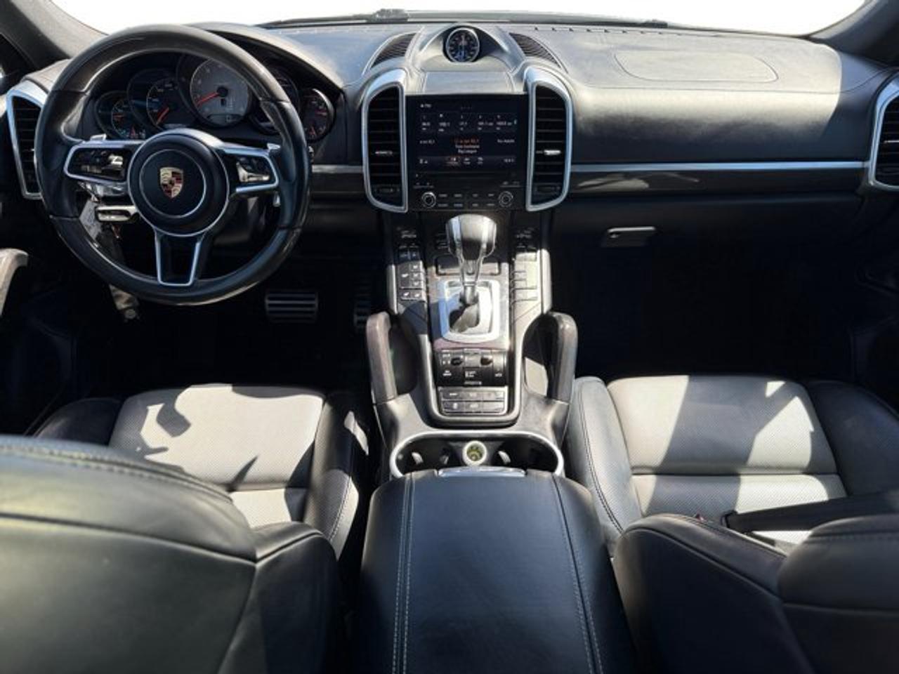 2018 Porsche Cayenne S - Photo #13