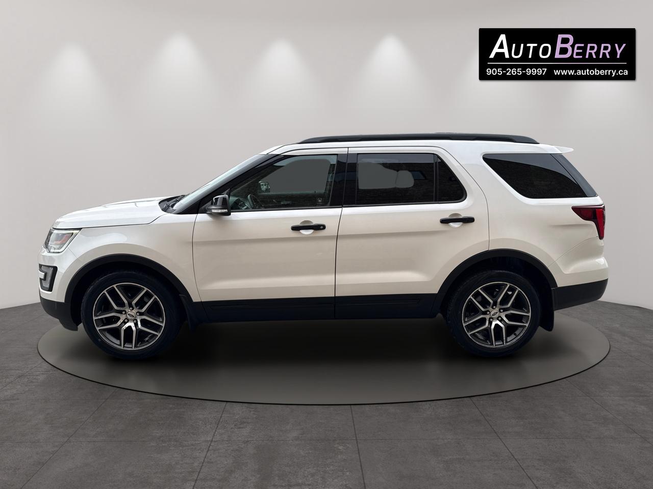 2017 Ford Explorer SPORT 4WD 4dr Photo4