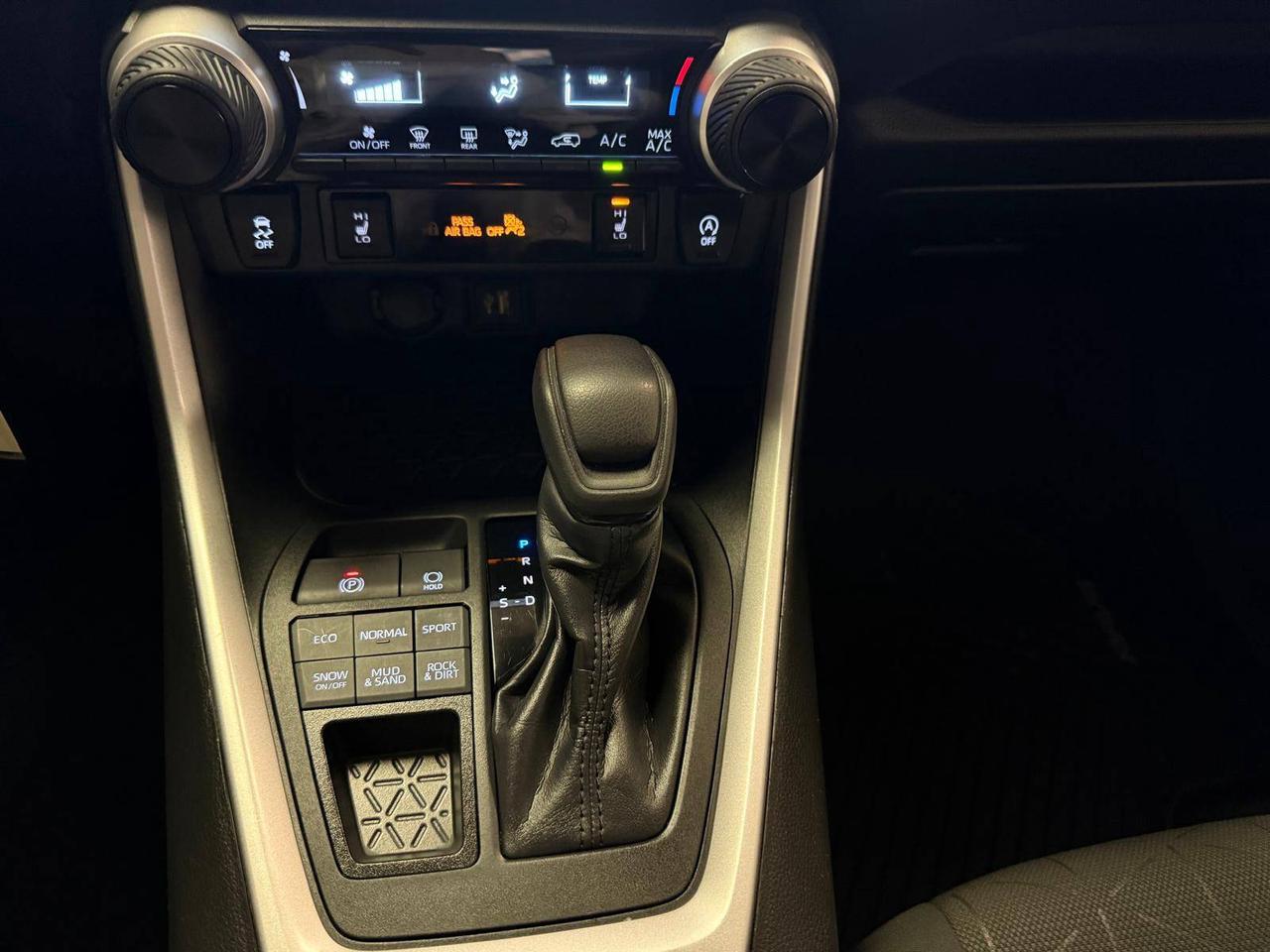 2023 Toyota RAV4 LE AWD, REBUILD Photo