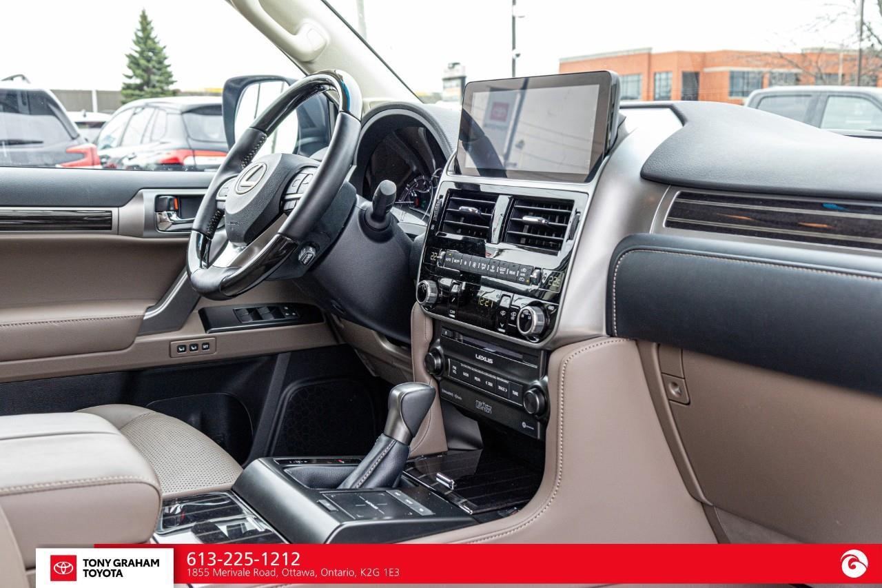 2023 Lexus GX 460 Premium Photo