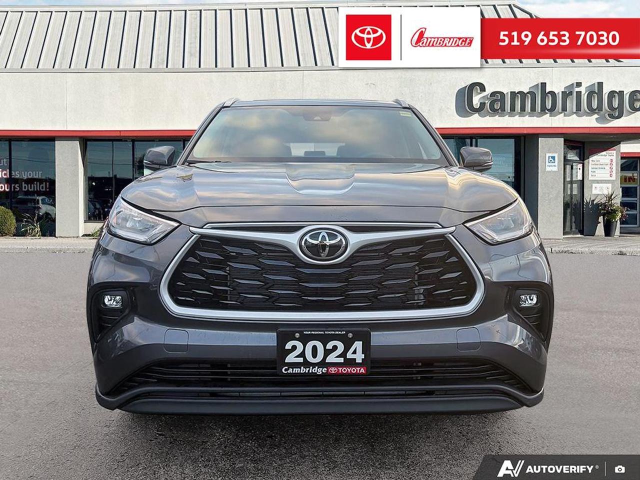 2024 Toyota Highlander XLE Photo
