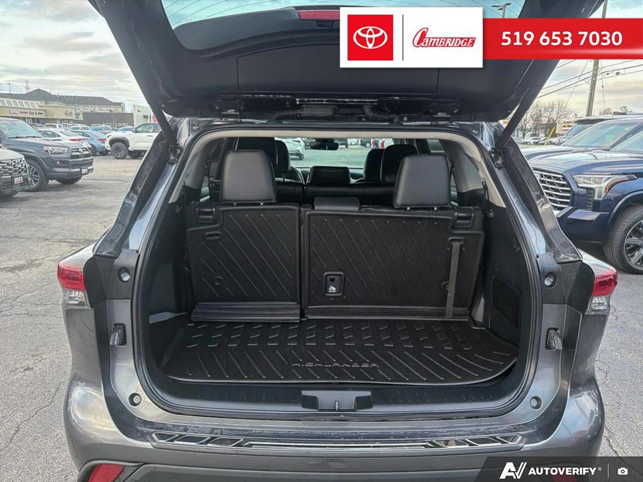 2024 Toyota Highlander XLE Photo
