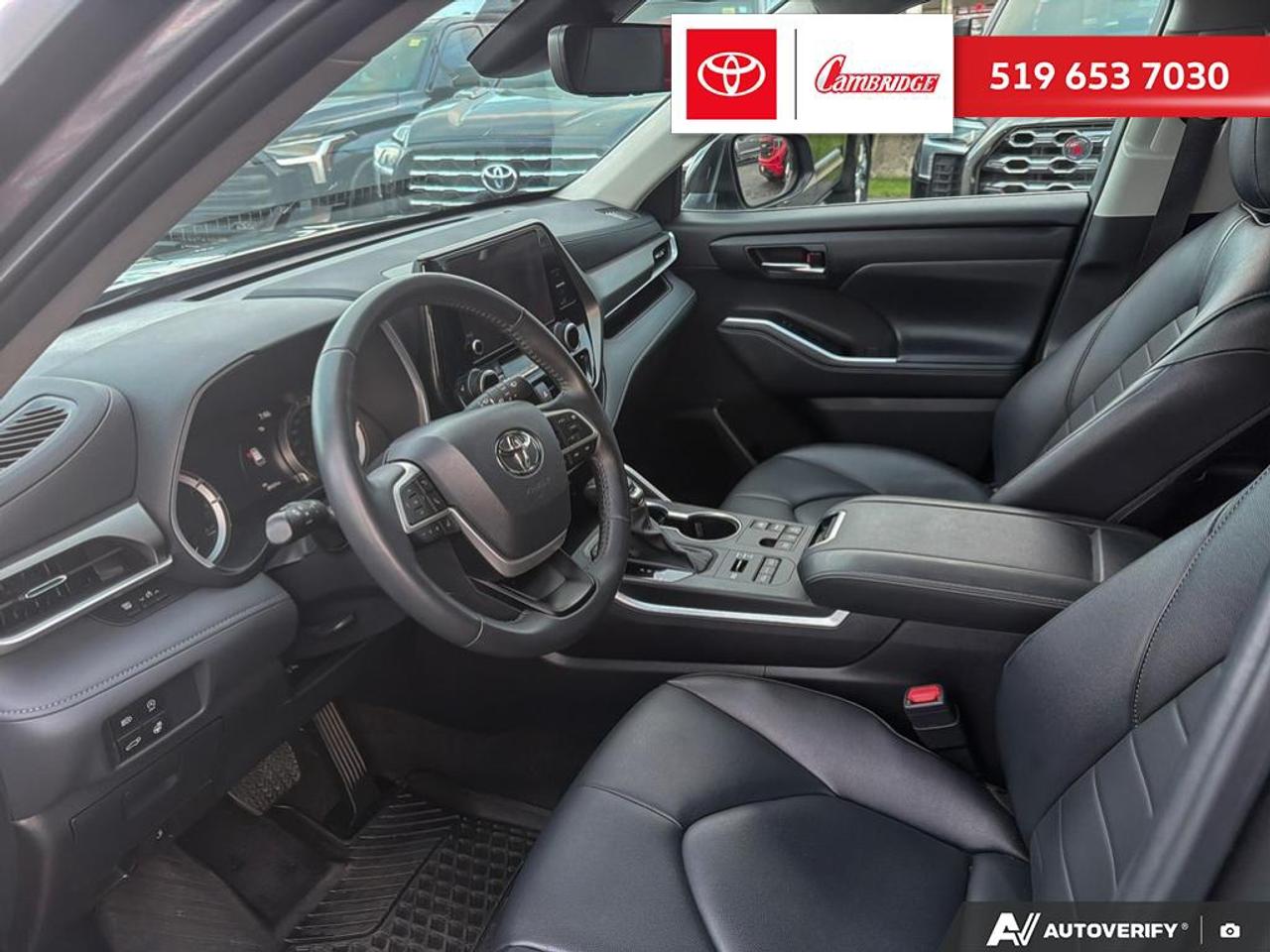 2024 Toyota Highlander XLE Photo