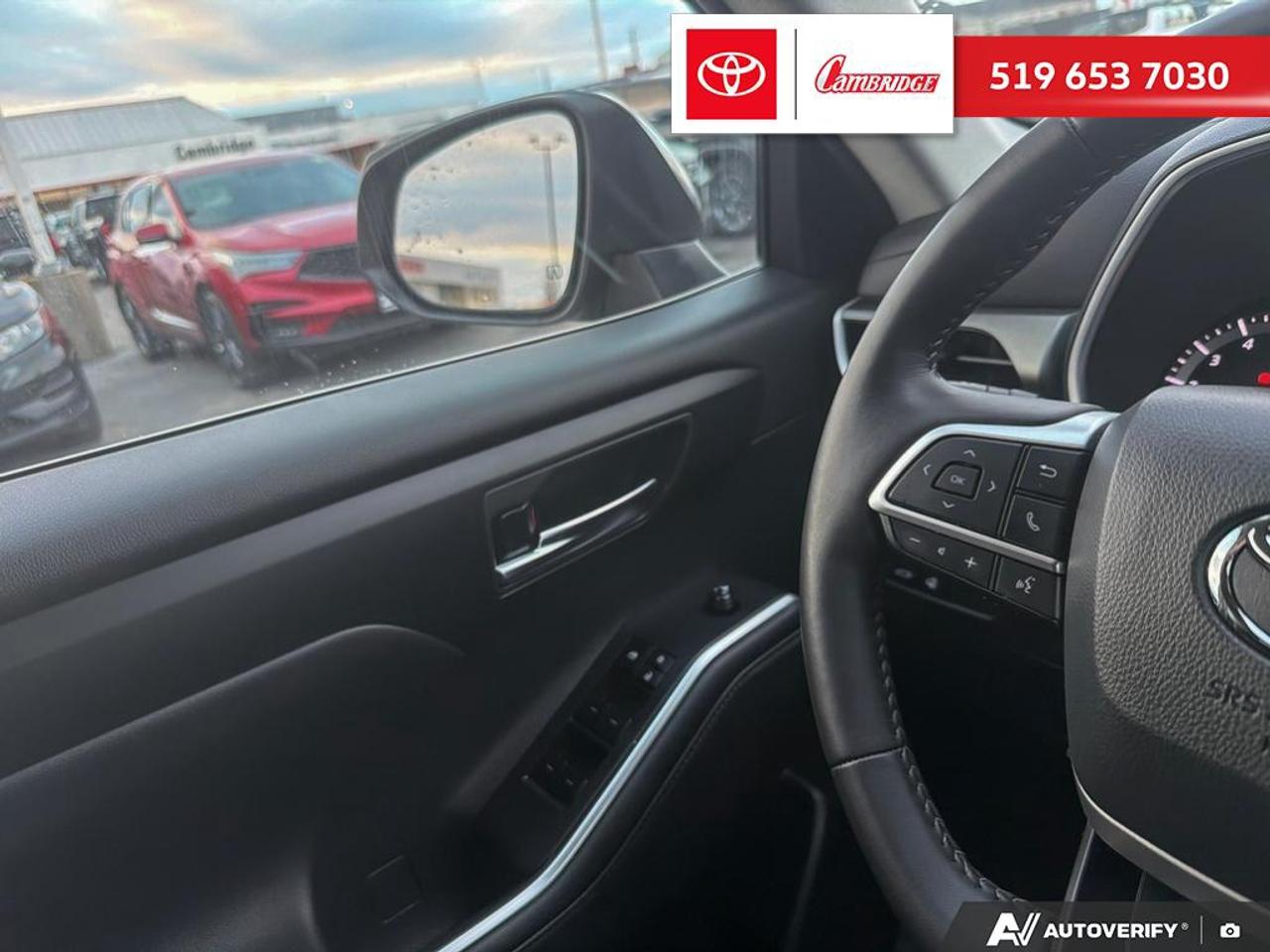 2024 Toyota Highlander XLE Photo