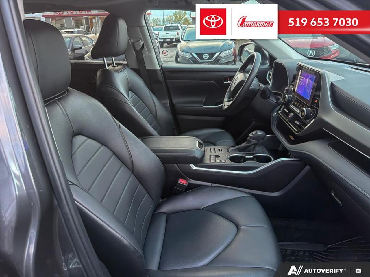 2024 Toyota Highlander XLE Photo