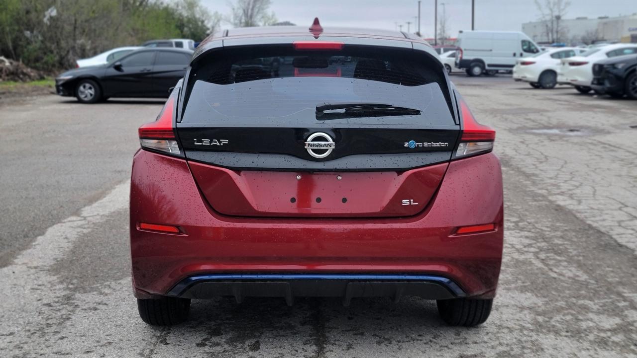 2018 Nissan Leaf S Photo