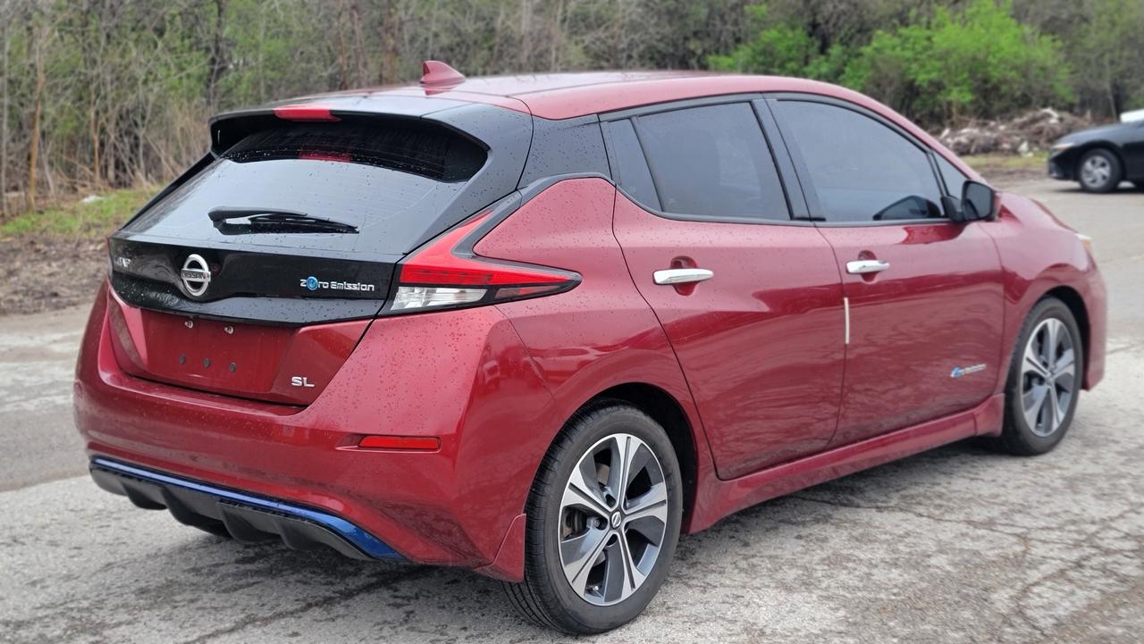 2018 Nissan Leaf S Photo