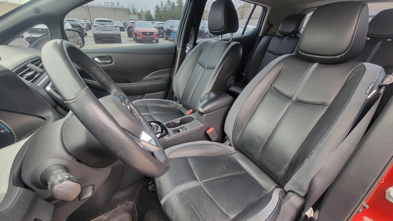 2018 Nissan Leaf S Photo
