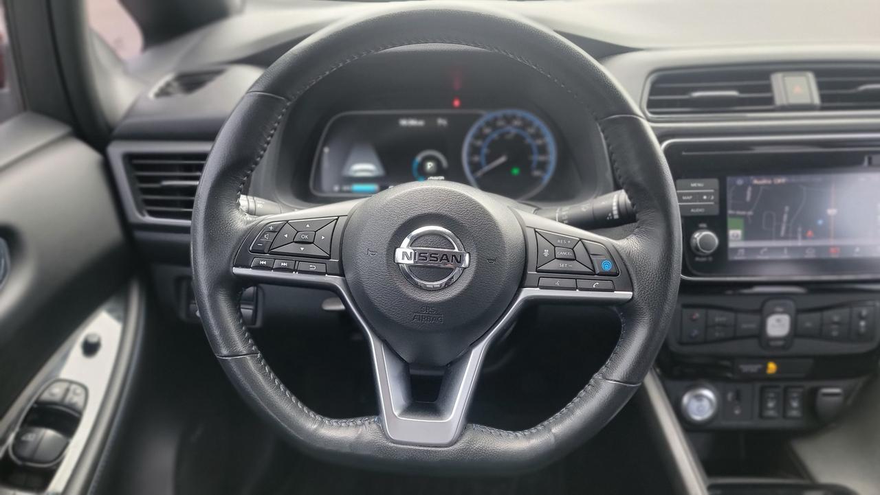 2018 Nissan Leaf S Photo