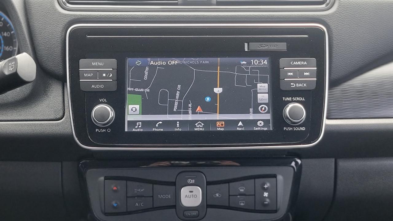 2018 Nissan Leaf S Photo