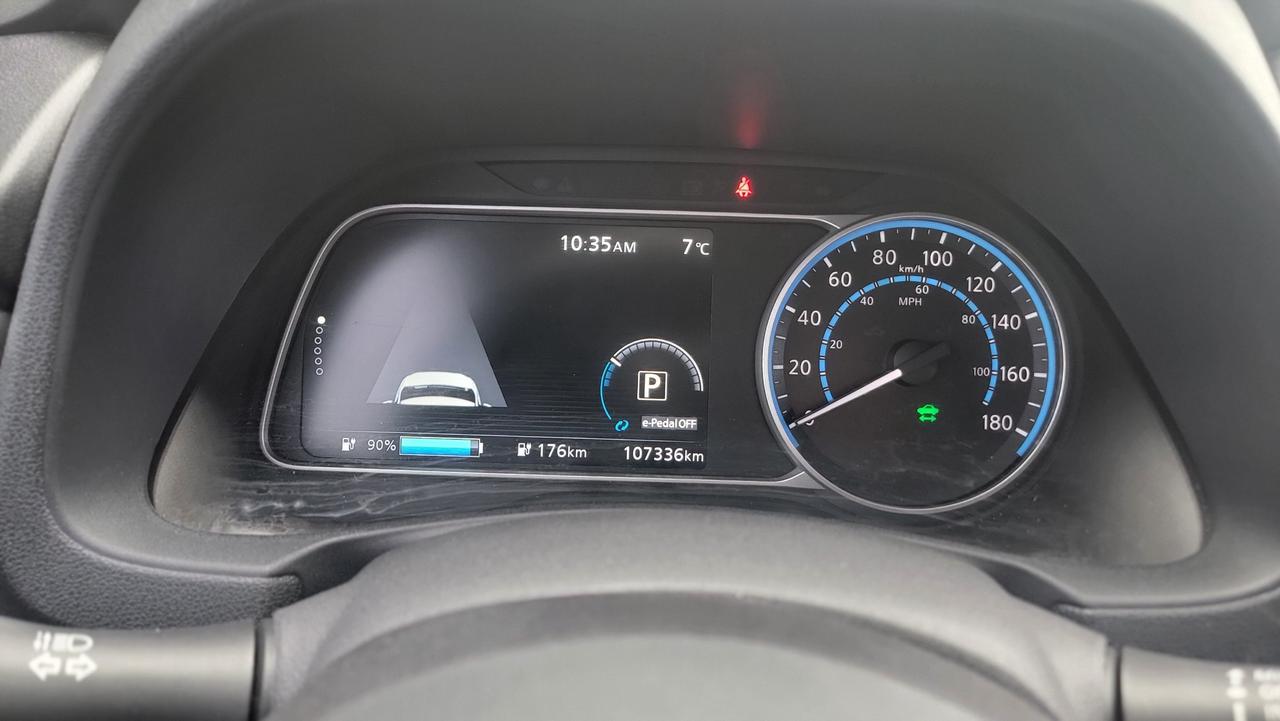 2018 Nissan Leaf S Photo