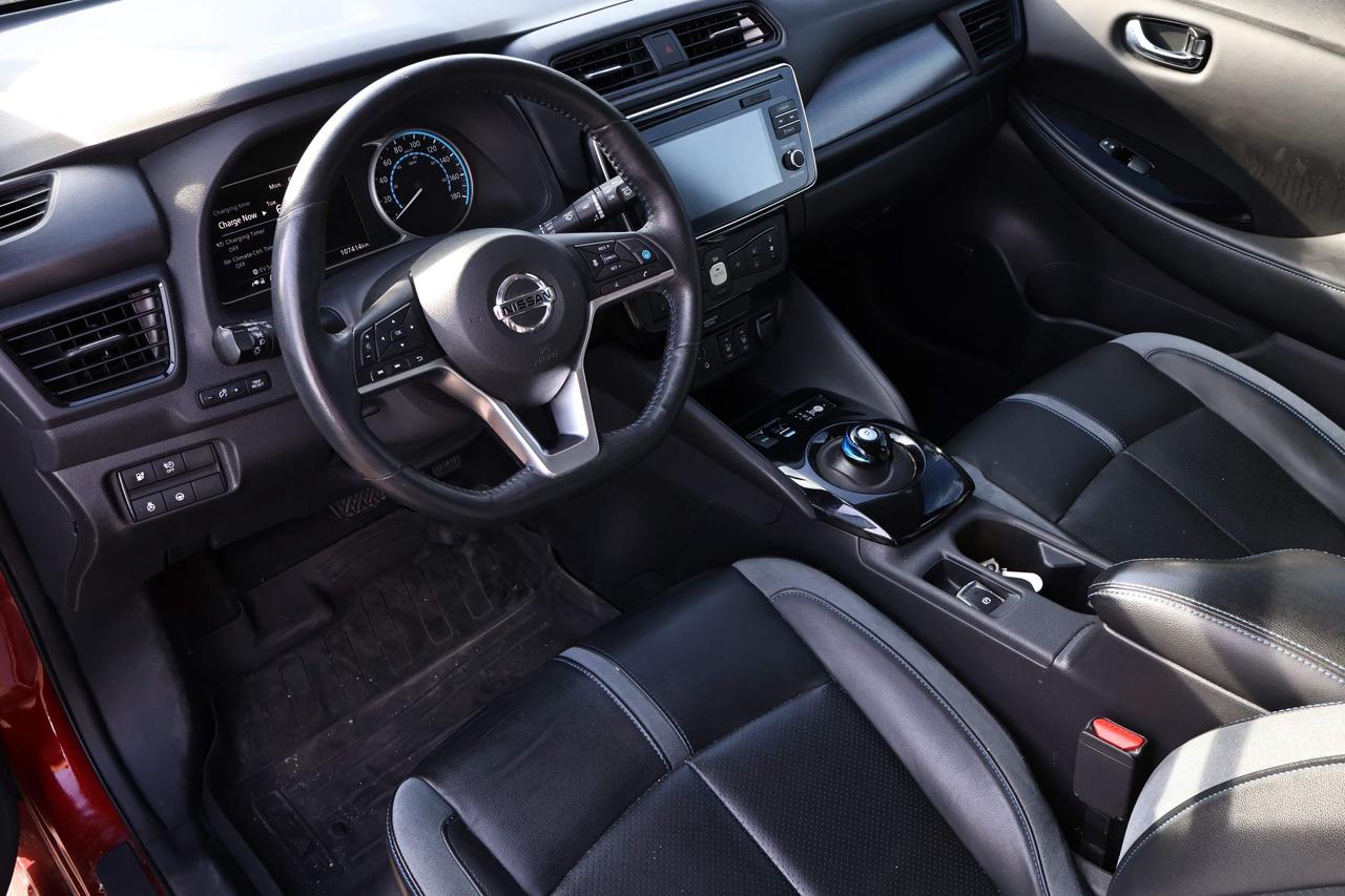 2018 Nissan Leaf S Photo