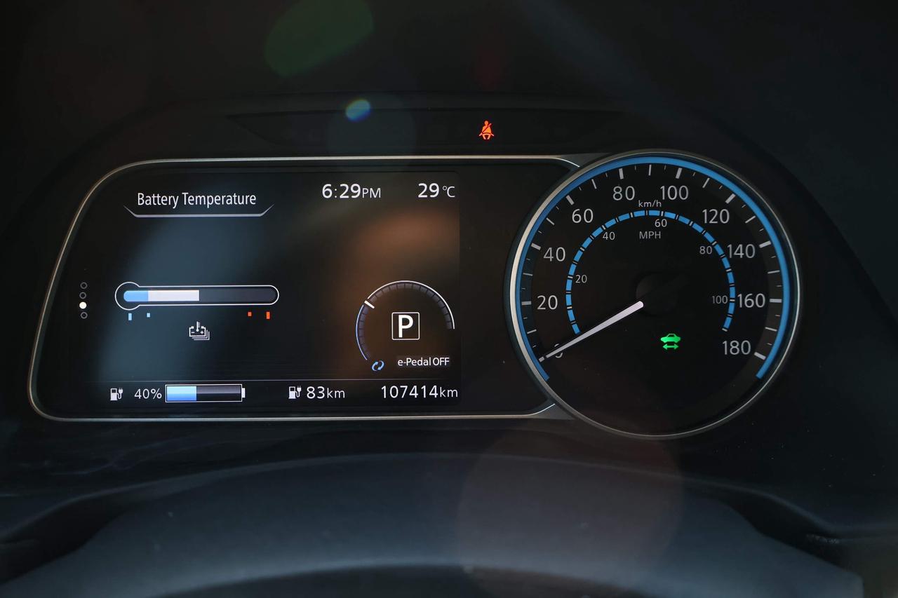 2018 Nissan Leaf S Photo