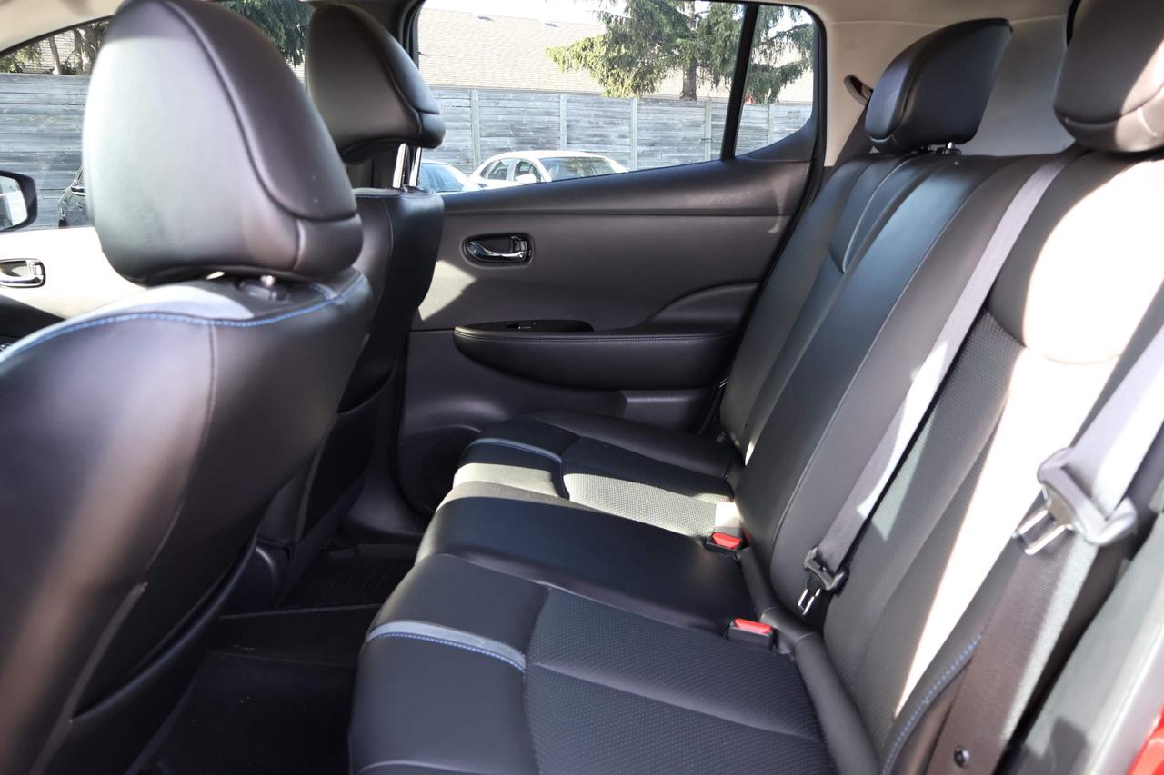2018 Nissan Leaf S Photo