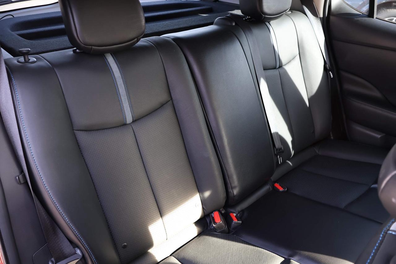 2018 Nissan Leaf S Photo