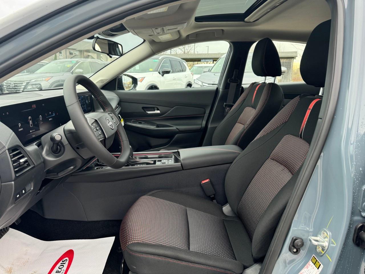 2026 Nissan Sentra SV SEDAN Photo