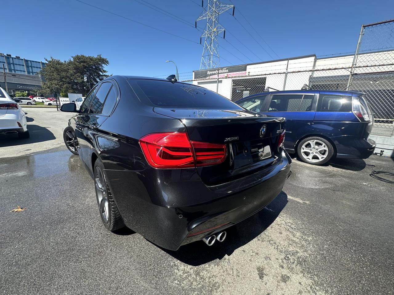 2018 BMW 3 Series 330i xDrive Sedan South Africa - Photo #3