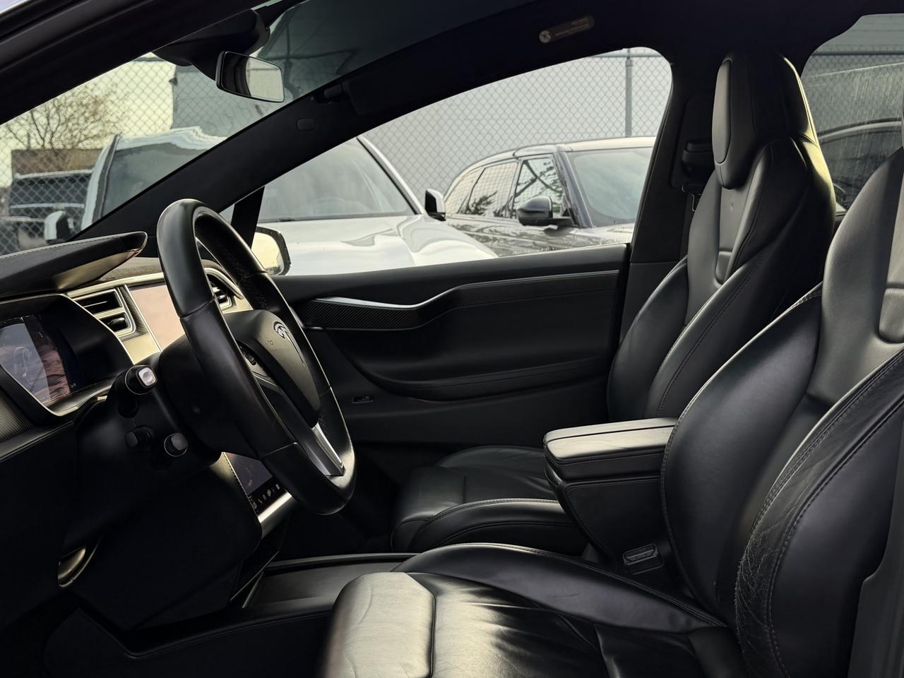2017 Tesla Model X 75D | FSD BUILT IN Photo4