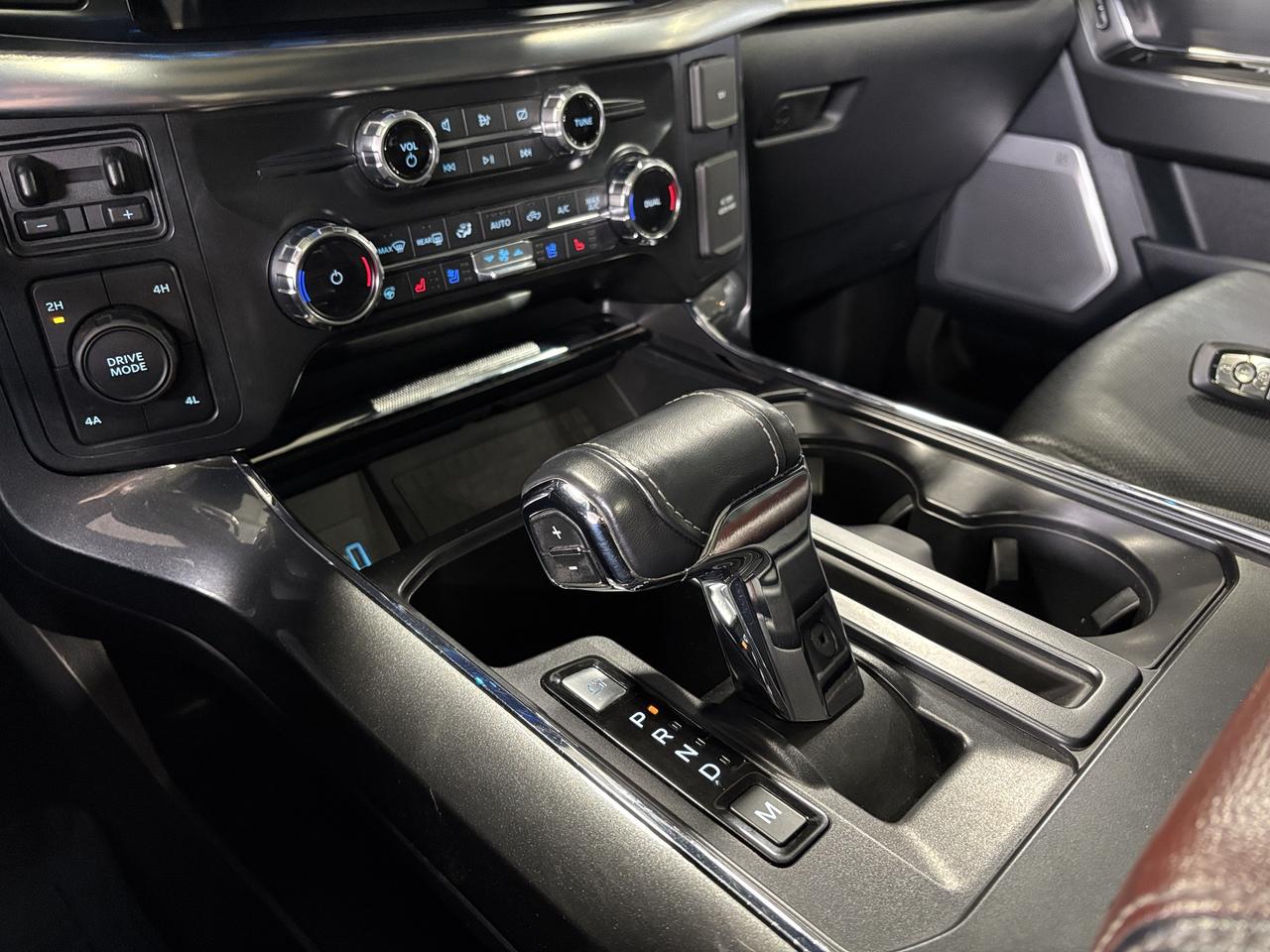 2022 Ford F-150 LARIAT|V8|4WD|SUPERCREW|NAV|BROWNLEATHER|PANOROOF| Photo