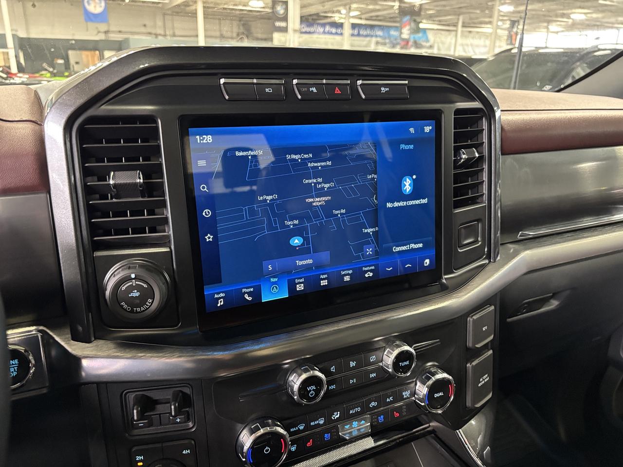 2022 Ford F-150 LARIAT|V8|4WD|SUPERCREW|NAV|BROWNLEATHER|PANOROOF| Photo