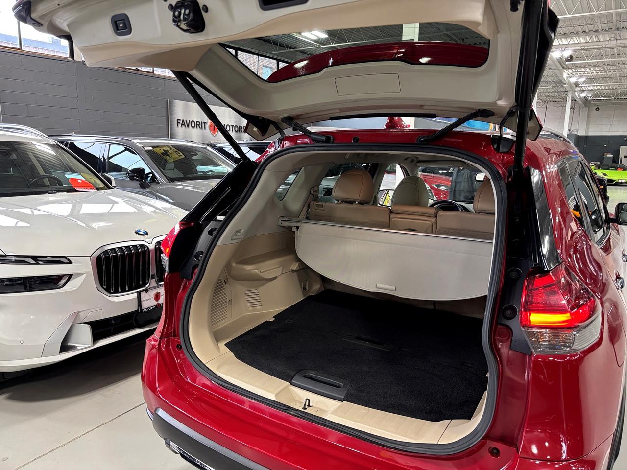 2017 Nissan Rogue SL AWD|NAV|BOSE|360CAM|CREAMLEATHER|PANOROOF|ALLOY Photo