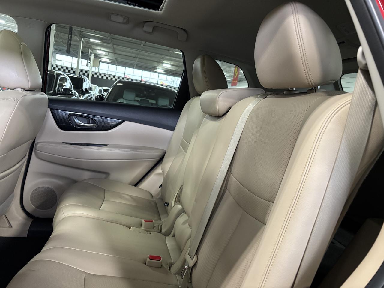 2017 Nissan Rogue SL AWD|NAV|BOSE|360CAM|CREAMLEATHER|PANOROOF|ALLOY Photo