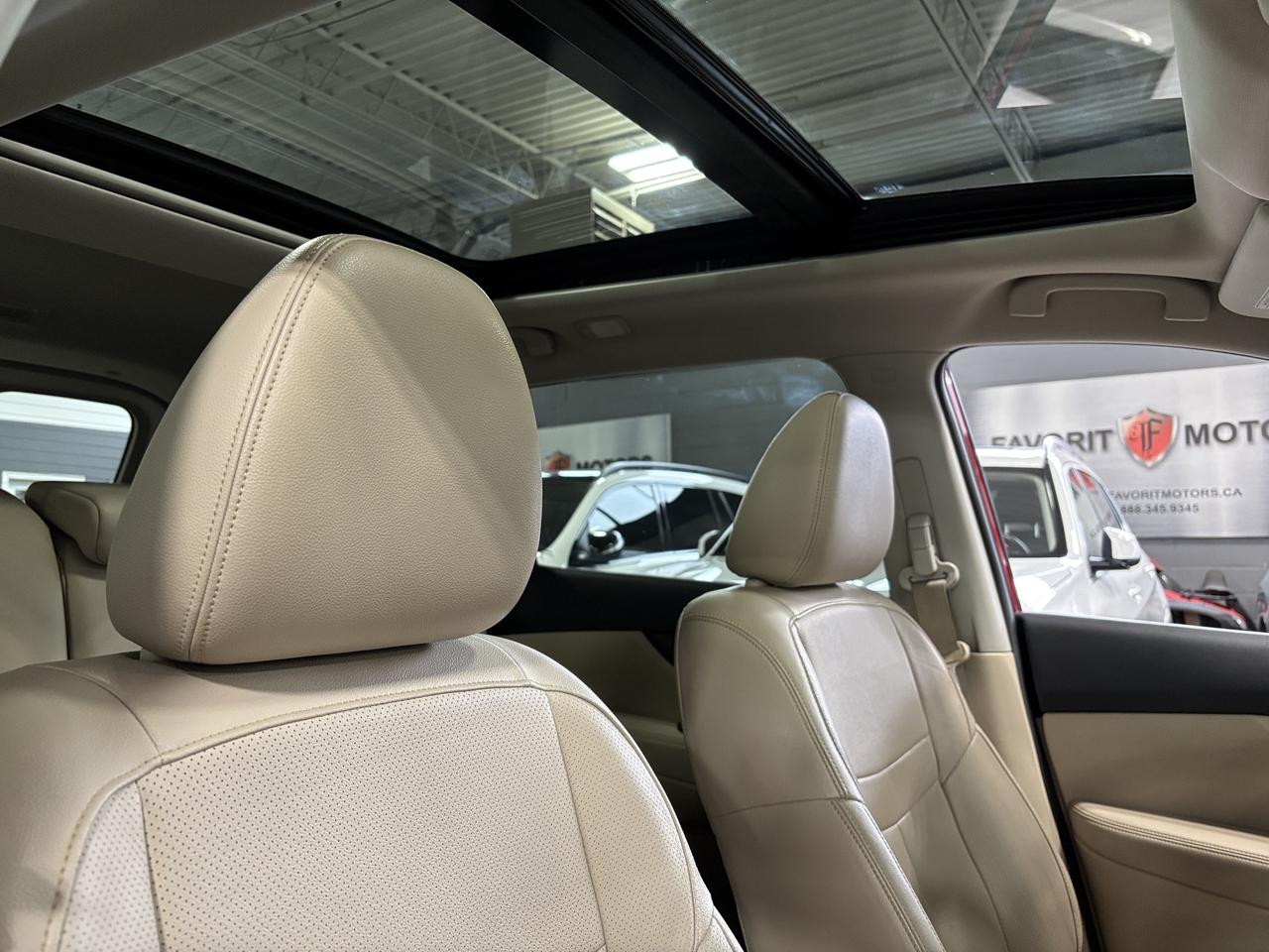 2017 Nissan Rogue SL AWD|NAV|BOSE|360CAM|CREAMLEATHER|PANOROOF|ALLOY Photo