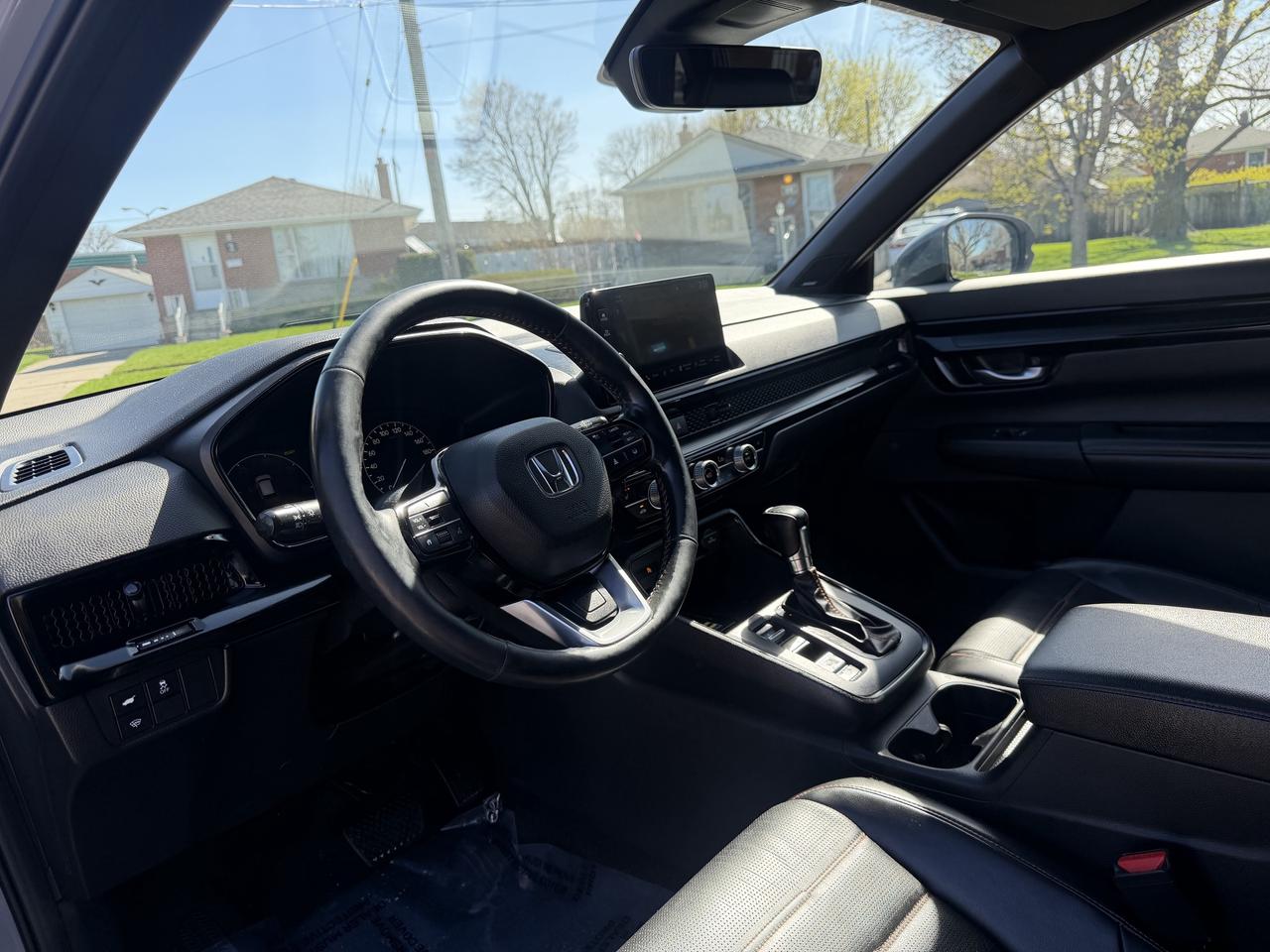 2023 Honda CR-V Hybrid Touring AWD Photo
