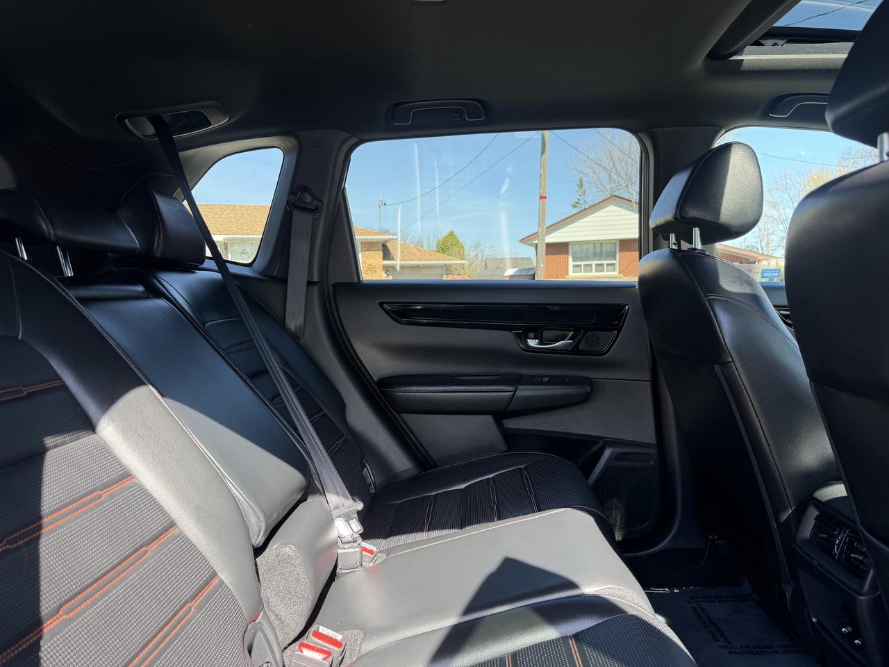 2023 Honda CR-V Hybrid Touring AWD Photo