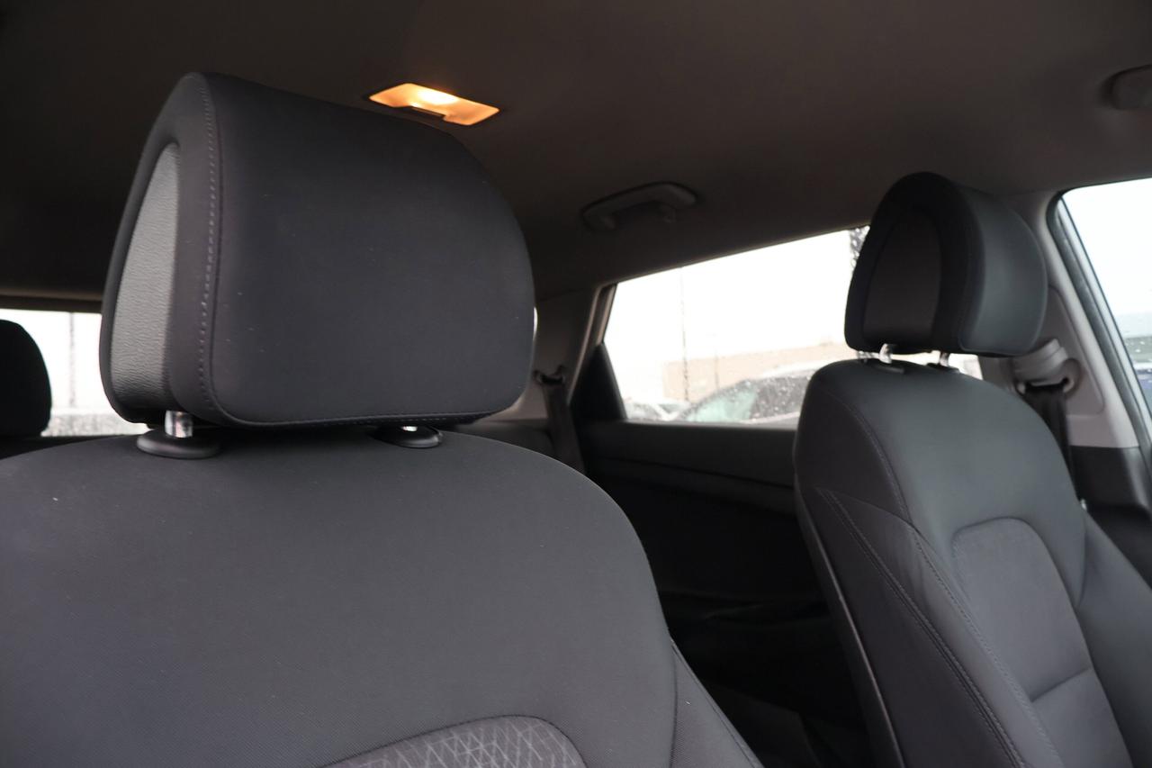 2017 Hyundai Tucson Premium | | CD Player | Photo