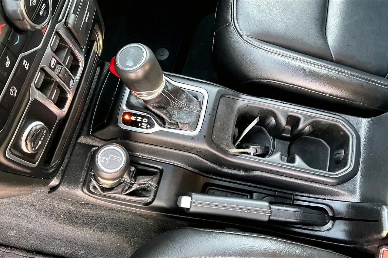 2023 Jeep Wrangler Sahara V6 |SkyTop |McKinley Leather |BlindSpot|4X4 Photo