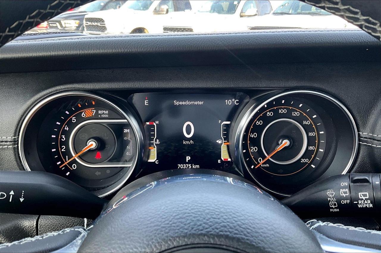 2023 Jeep Wrangler Sahara V6 |SkyTop |McKinley Leather |BlindSpot|4X4 Photo
