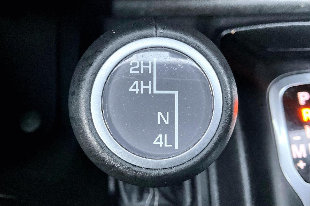 2023 Jeep Wrangler Sahara V6 |SkyTop |McKinley Leather |BlindSpot|4X4 Photo