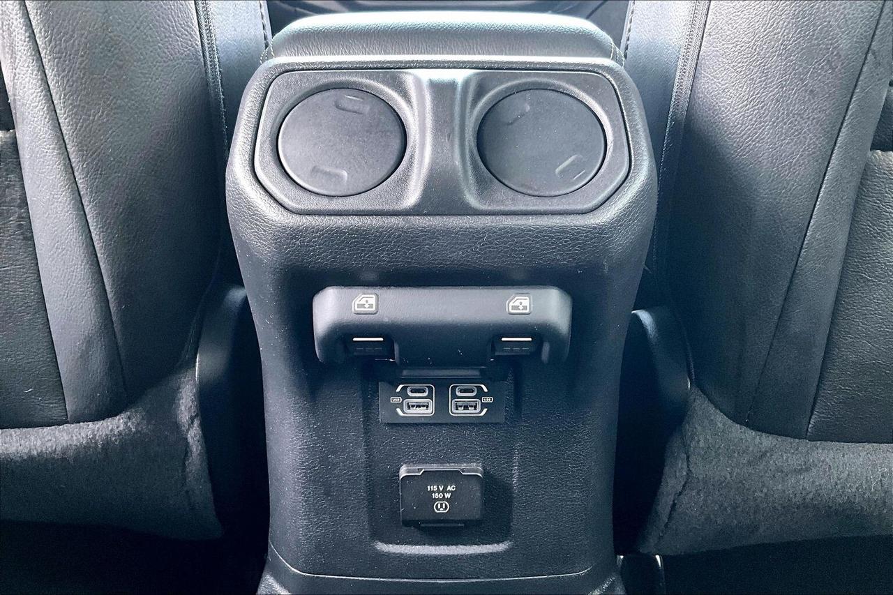 2023 Jeep Wrangler Sahara V6 |SkyTop |McKinley Leather |BlindSpot|4X4 Photo