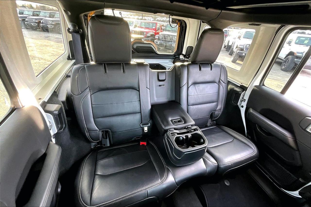 2023 Jeep Wrangler Sahara V6 |SkyTop |McKinley Leather |BlindSpot|4X4 Photo