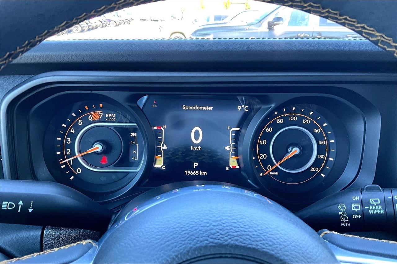 2024 Jeep Wrangler Sahara V6 |Skytop |McKinley Leather |Alpine | 4X4 Photo