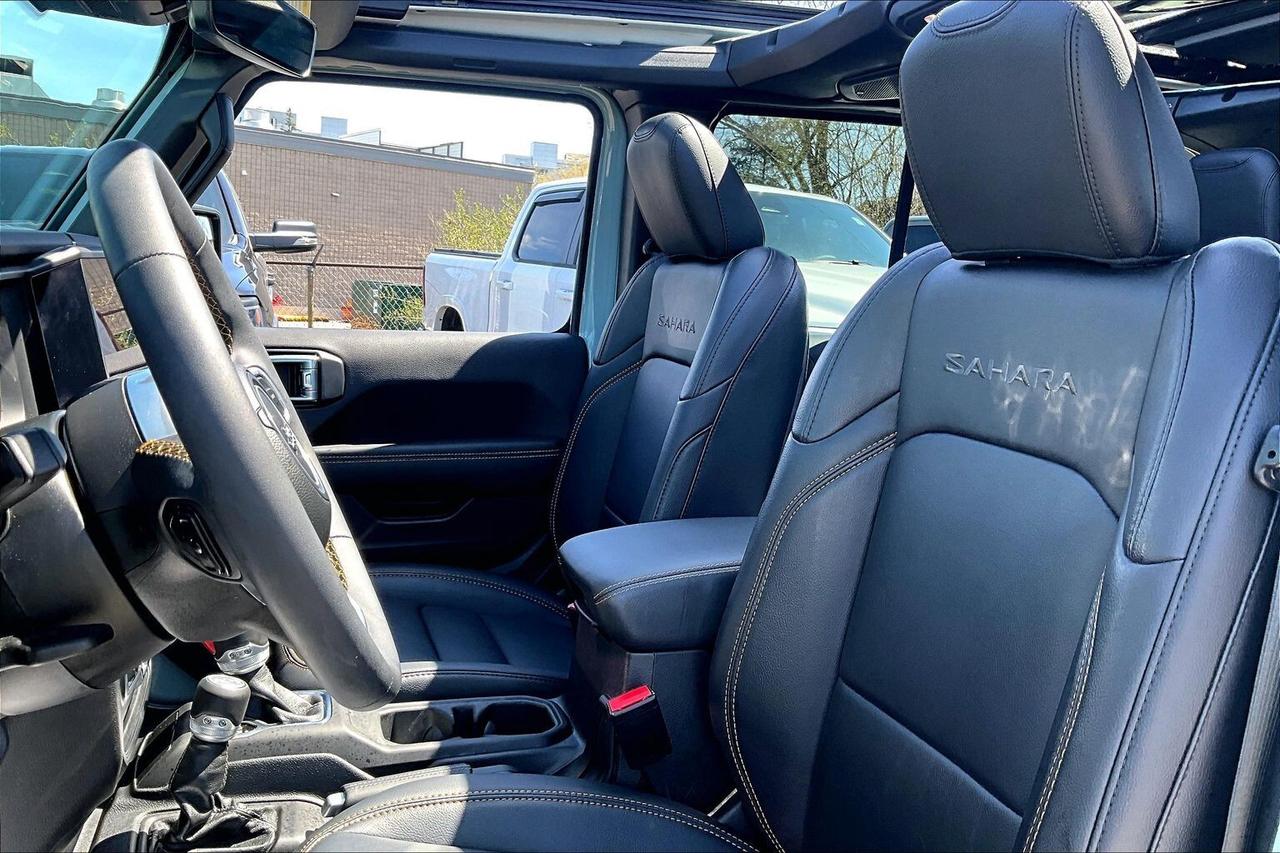 2024 Jeep Wrangler Sahara V6 |Skytop |McKinley Leather |Alpine | 4X4 Photo