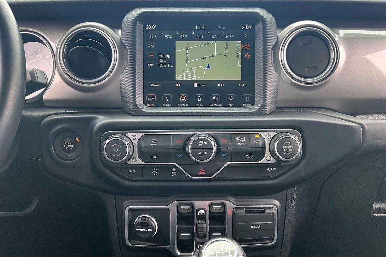 2019 Jeep Wrangler Unlimited Sahara V6 | 6Spd Manual | Alpine NAV | 4X4 Photo