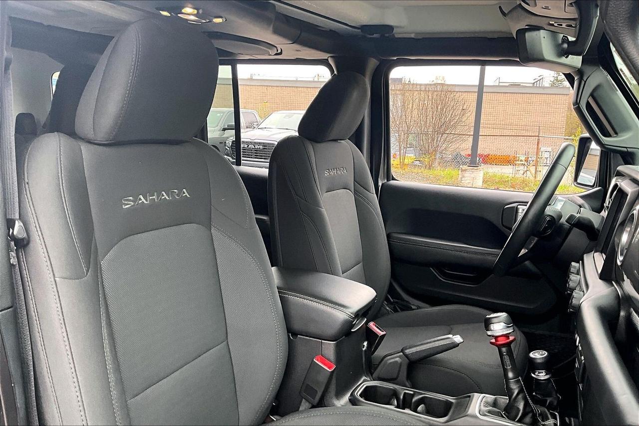 2019 Jeep Wrangler Unlimited Sahara V6 | 6Spd Manual | Alpine NAV | 4X4 Photo