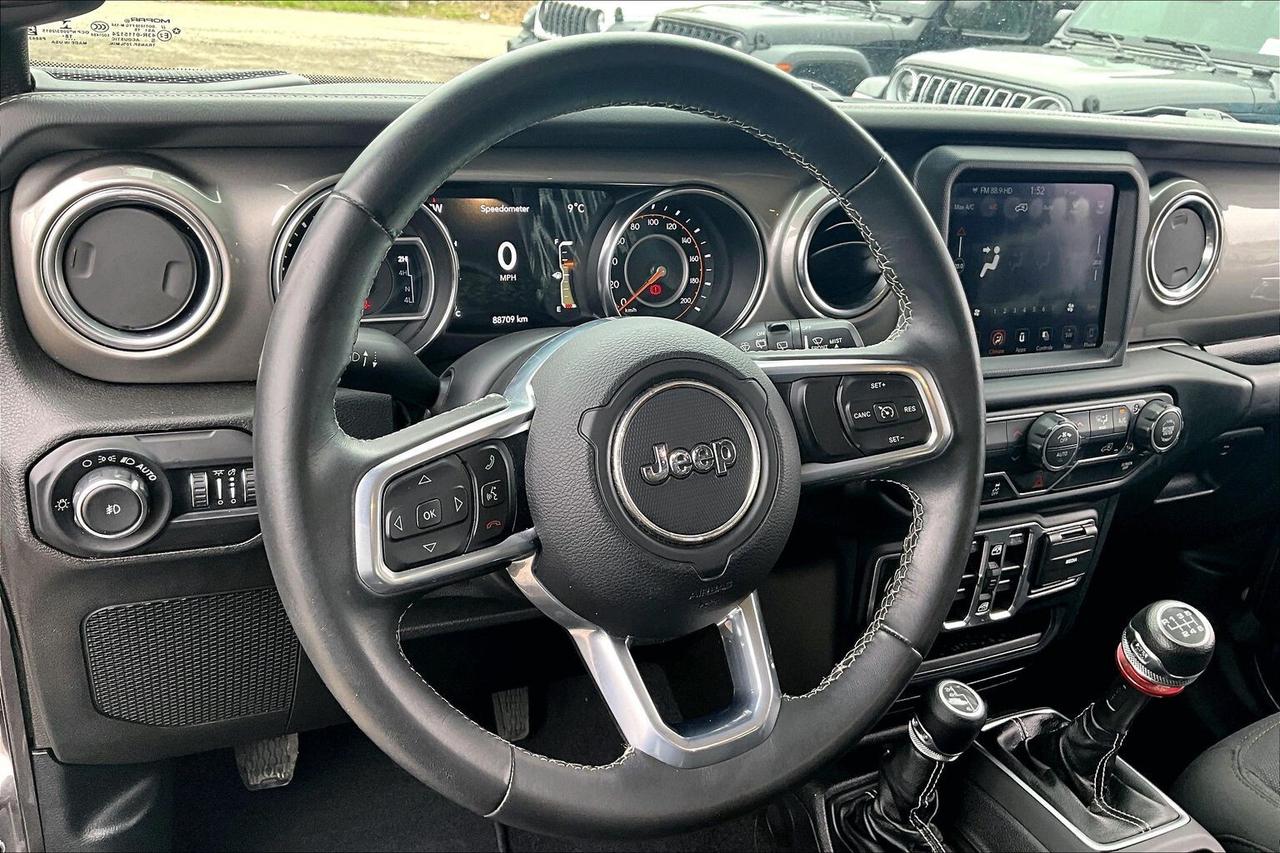 2019 Jeep Wrangler Unlimited Sahara V6 | 6Spd Manual | Alpine NAV | 4X4 Photo