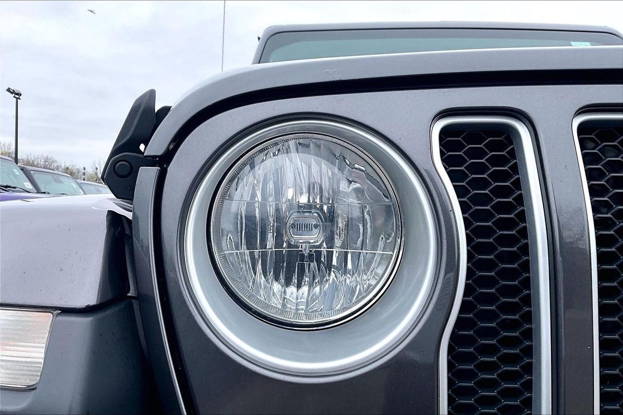 2019 Jeep Wrangler Unlimited Sahara V6 | 6Spd Manual | Alpine NAV | 4X4 Photo