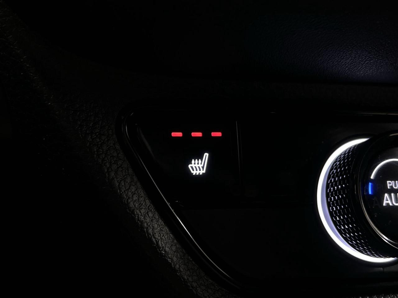 2024 Honda HR-V HTD SEATS | CARPLAY | REMOTE START | 17IN ALLOYS Photo
