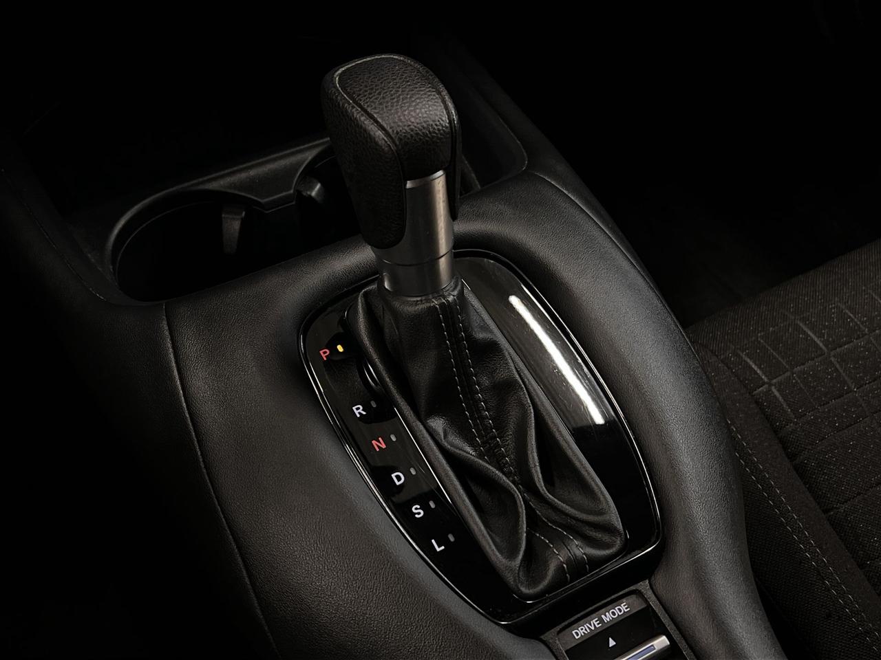 2024 Honda HR-V HTD SEATS | CARPLAY | REMOTE START | 17IN ALLOYS Photo